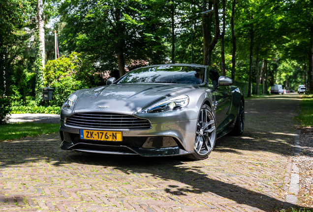 Aston Martin Vanquish 2013