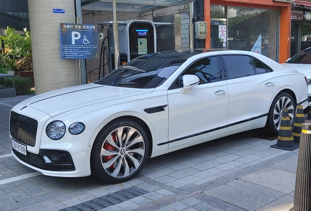 Bentley Flying Spur V8 2021