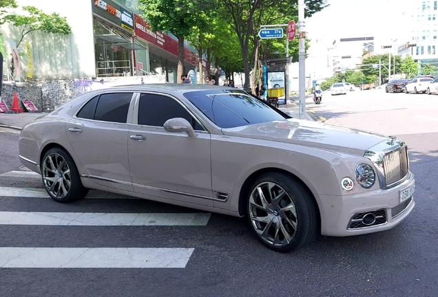 Bentley Mulsanne 2016