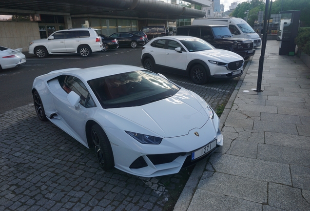 Lamborghini Huracán LP640-4 EVO