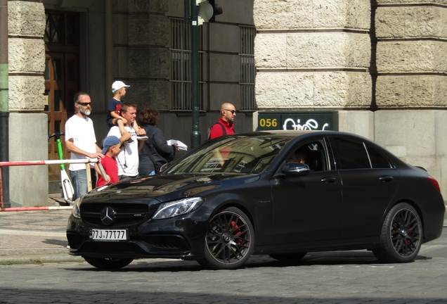 Mercedes-AMG C 63 S W205