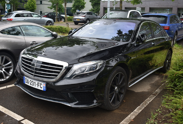 Mercedes-AMG S 63 V222