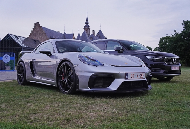 Porsche 718 Cayman GT4