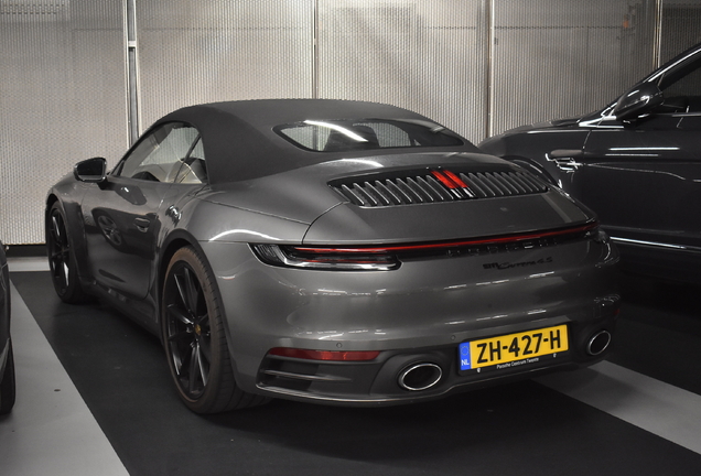 Porsche 992 Carrera 4S Cabriolet