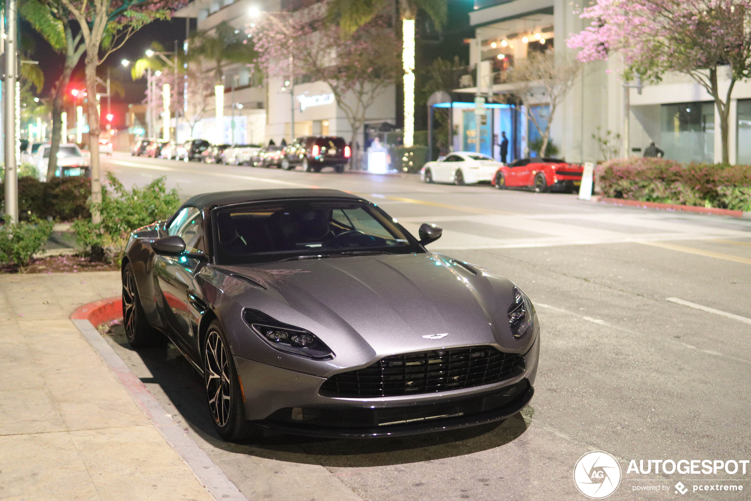 Aston Martin DB11 V8 Volante