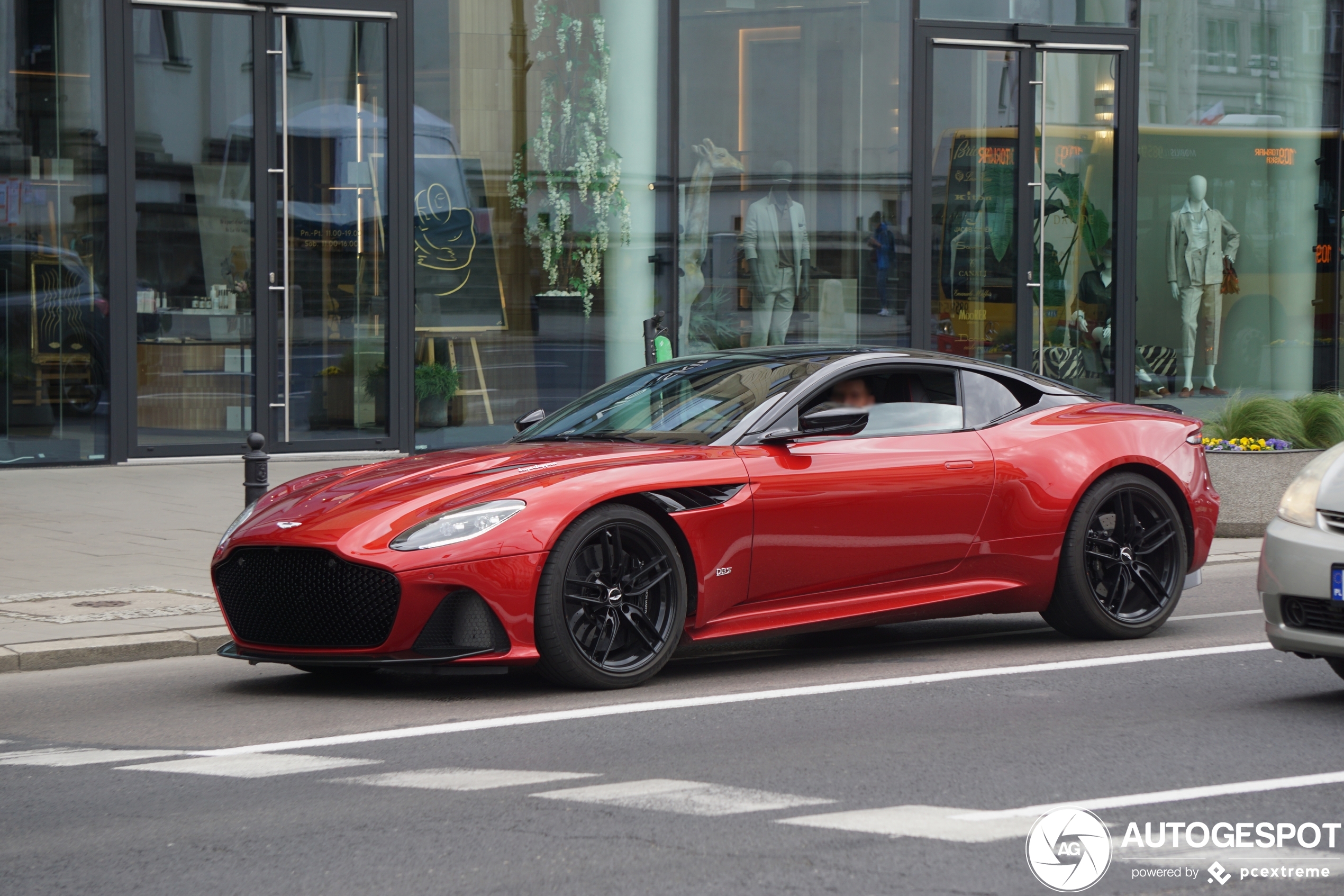 Aston Martin DBS Superleggera