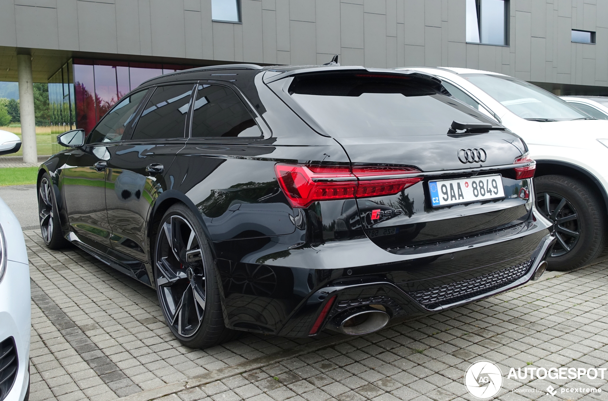 Audi RS6 Avant C8