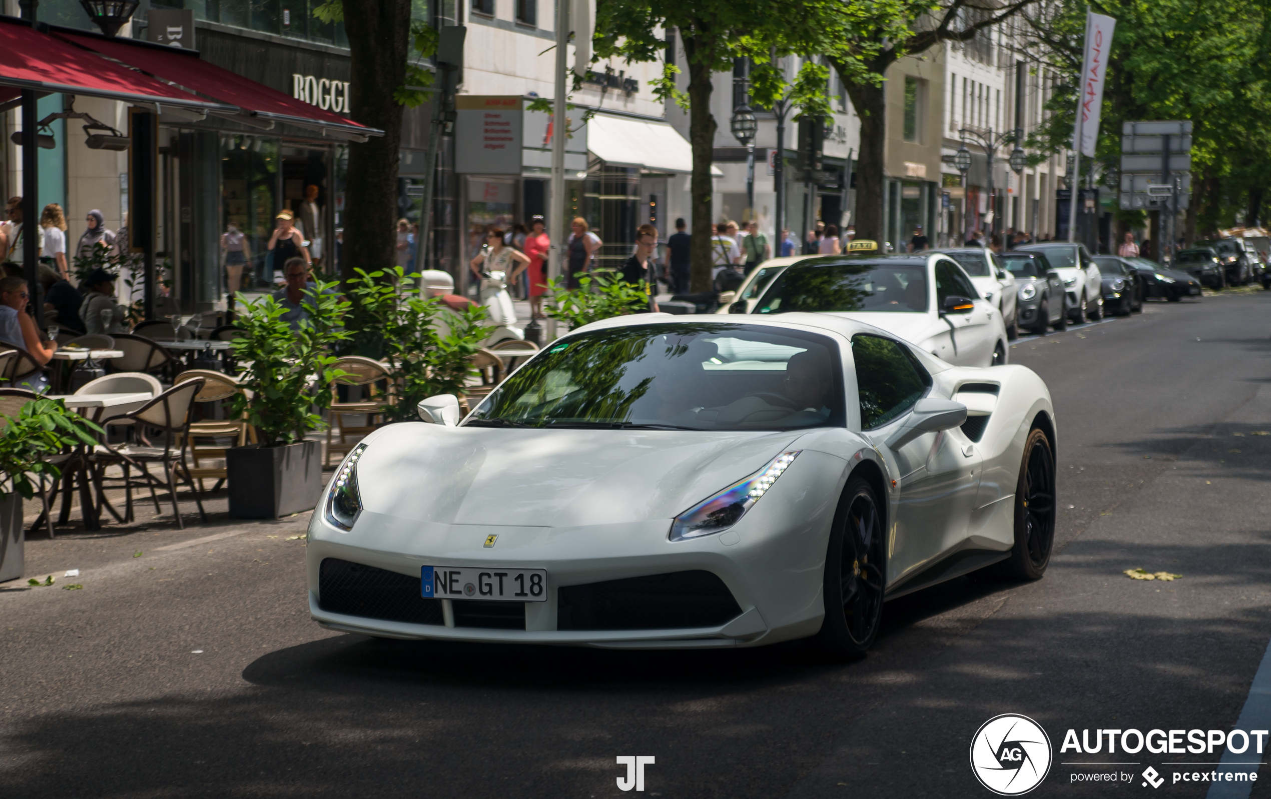 Ferrari 488 Spider