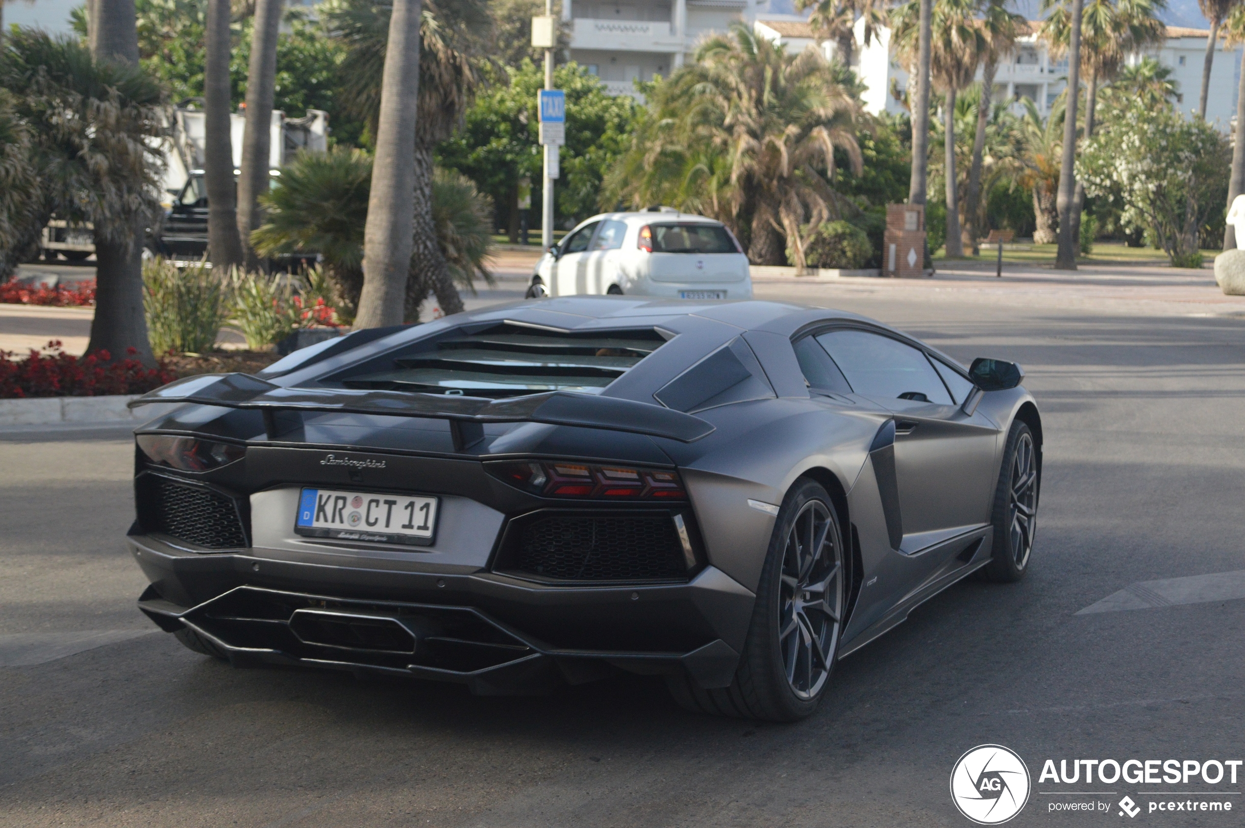 Lamborghini Aventador LP700-4