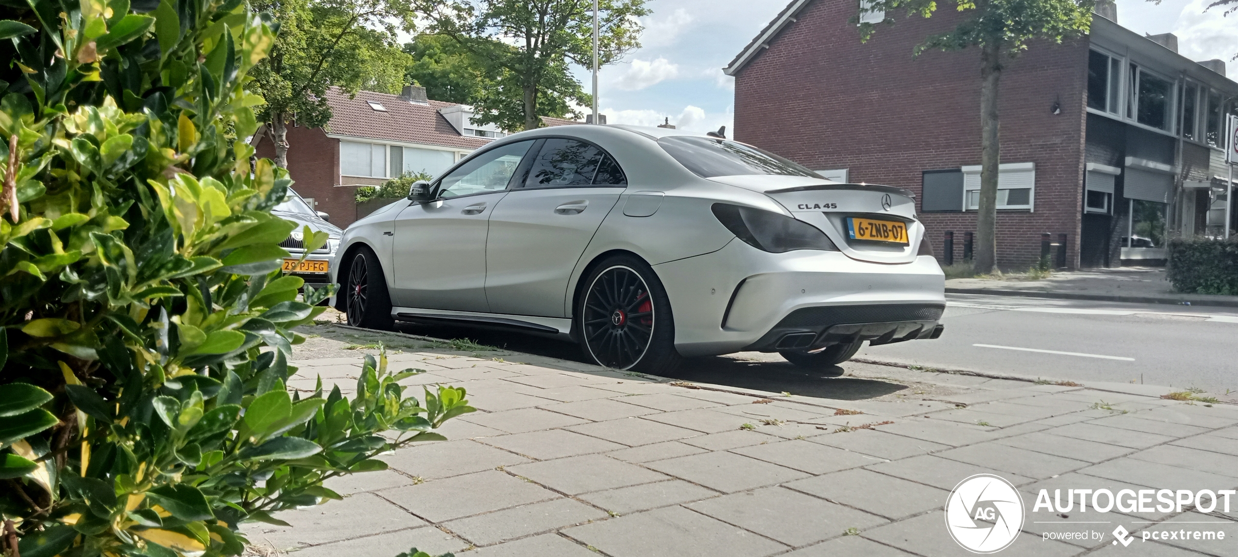 Mercedes-Benz CLA 45 AMG C117