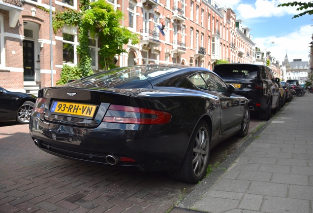 Aston Martin DB9