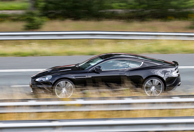 Aston Martin DBS