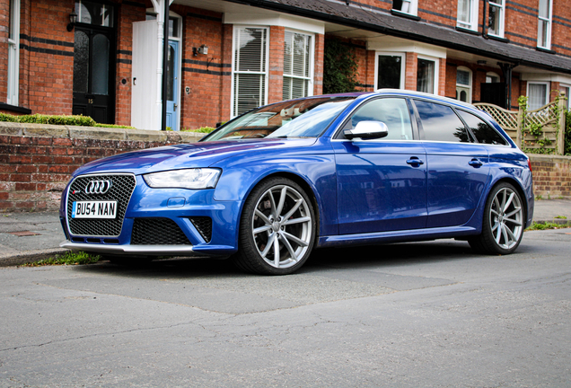 Audi RS4 Avant B8