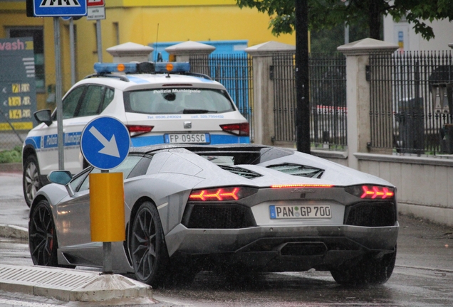 Lamborghini Aventador LP700-4 Roadster