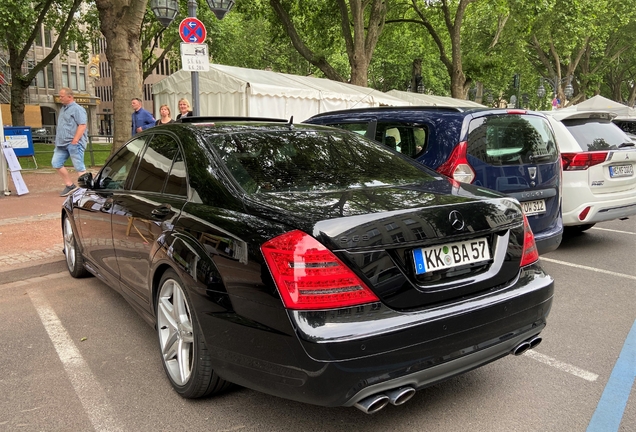 Mercedes-Benz S 63 AMG W221 2010