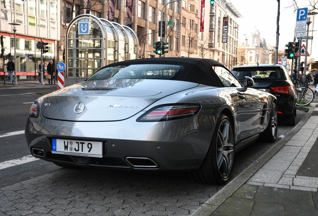 Mercedes-Benz SLS AMG GT Roadster