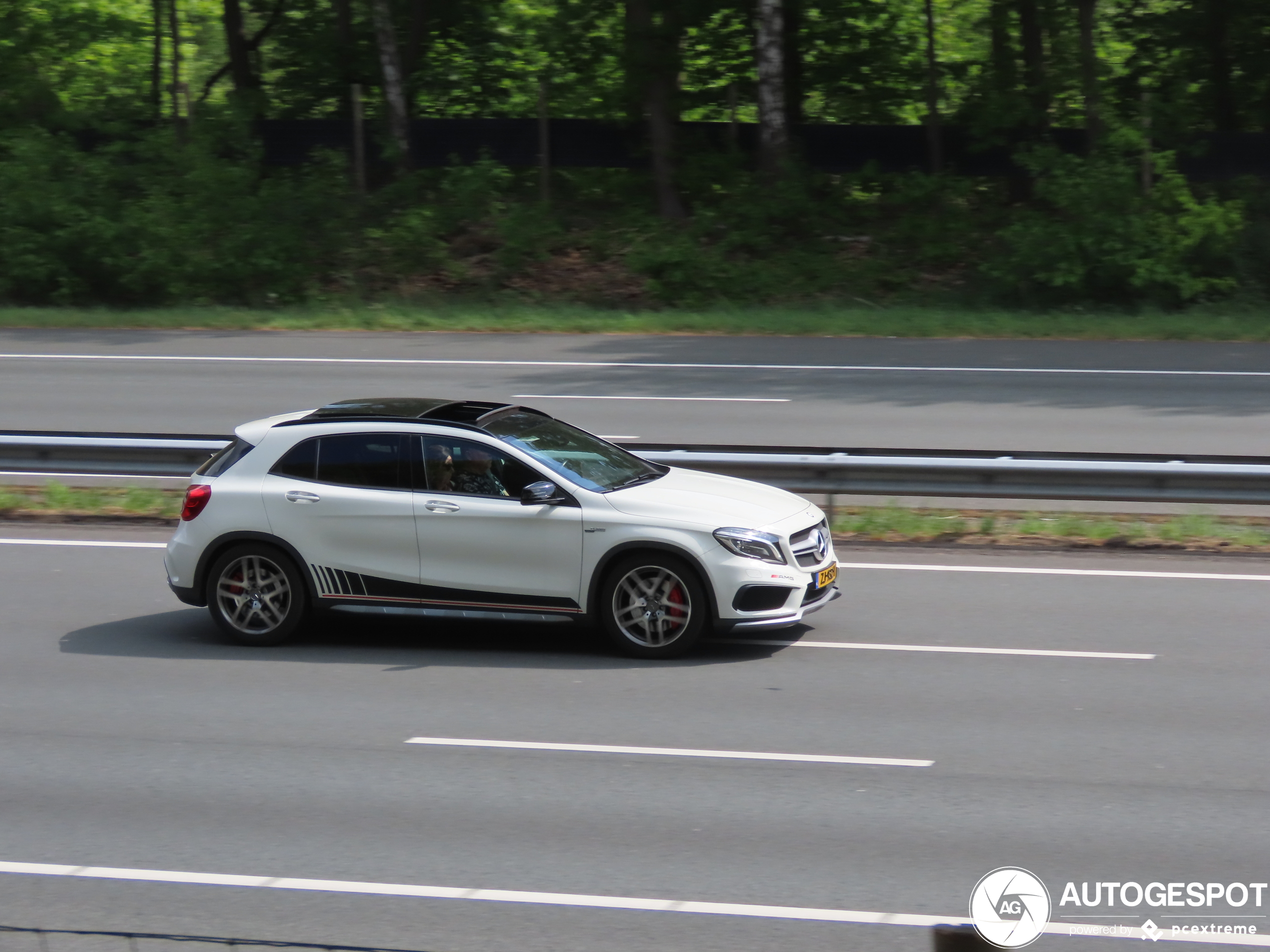 Mercedes-AMG GLA 45 X156