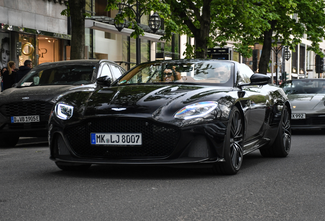 Aston Martin DBS Superleggera Volante