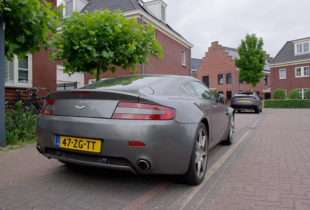 Aston Martin V8 Vantage