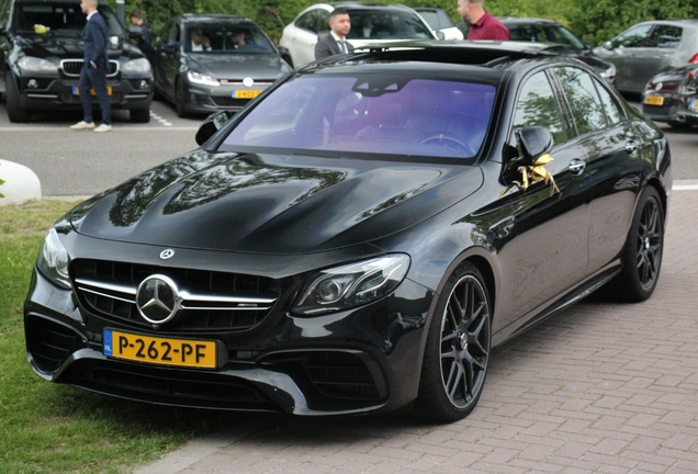 Mercedes-AMG E 63 S W213