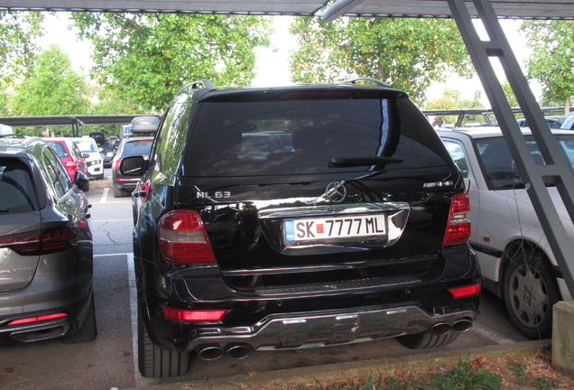 Mercedes-Benz ML 63 AMG W164 2009