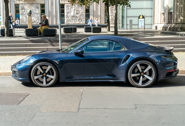 Porsche 992 Turbo Cabriolet