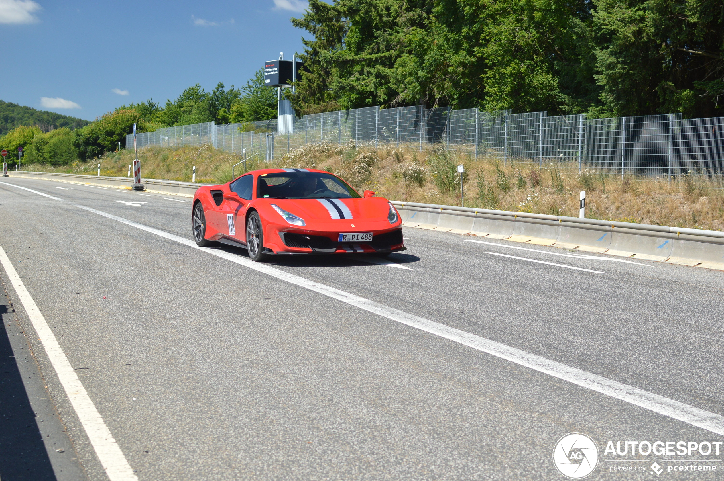 Ferrari 488 Pista