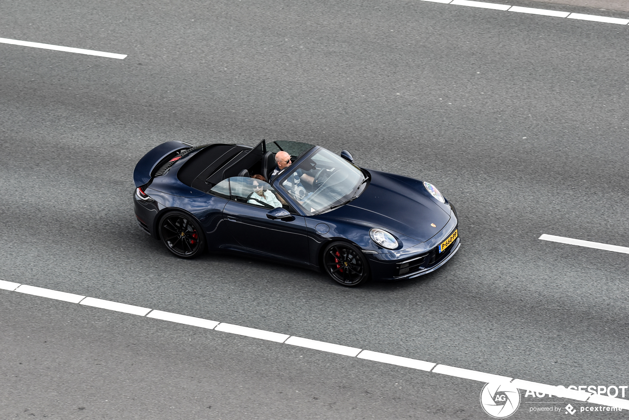 Porsche 992 Carrera 4S Cabriolet