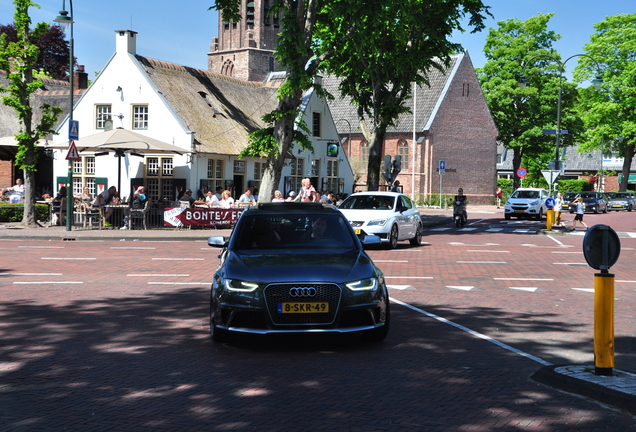 Audi RS4 Avant B8