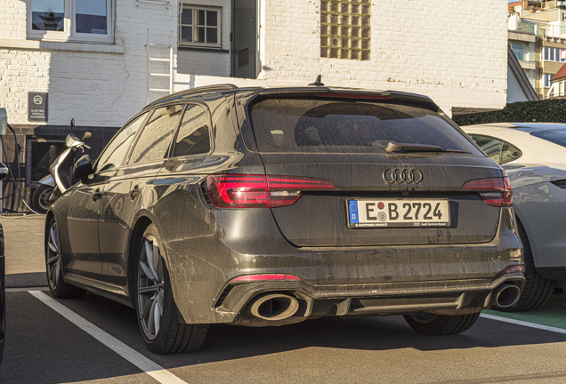 Audi RS4 Avant B9