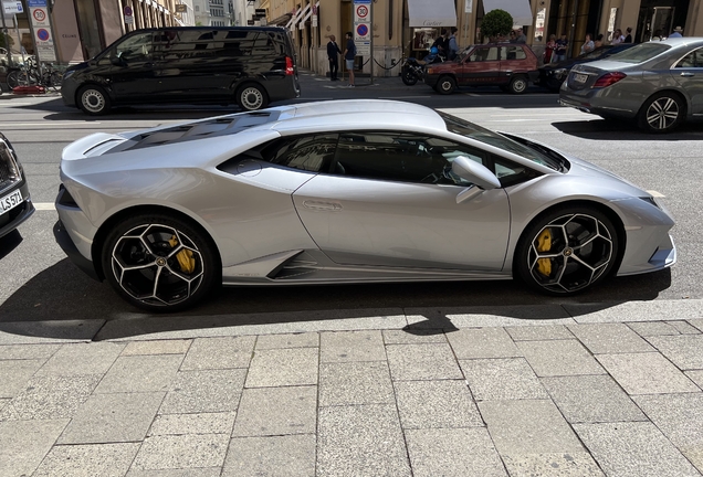 Lamborghini Huracán LP610-2 EVO RWD