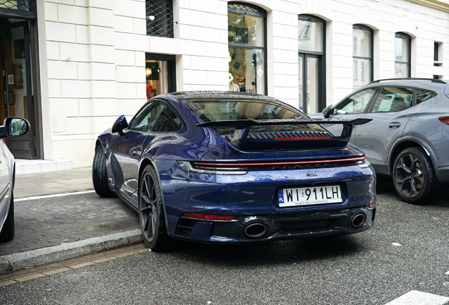 Porsche 992 Carrera 4S