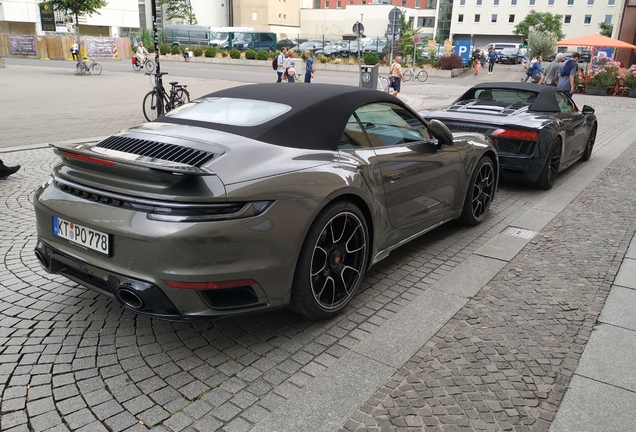 Porsche 992 Turbo S Cabriolet