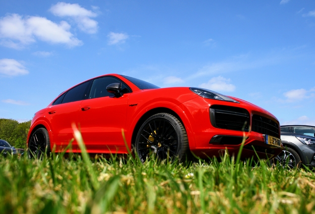 Porsche Cayenne Coupé Turbo S E-Hybrid