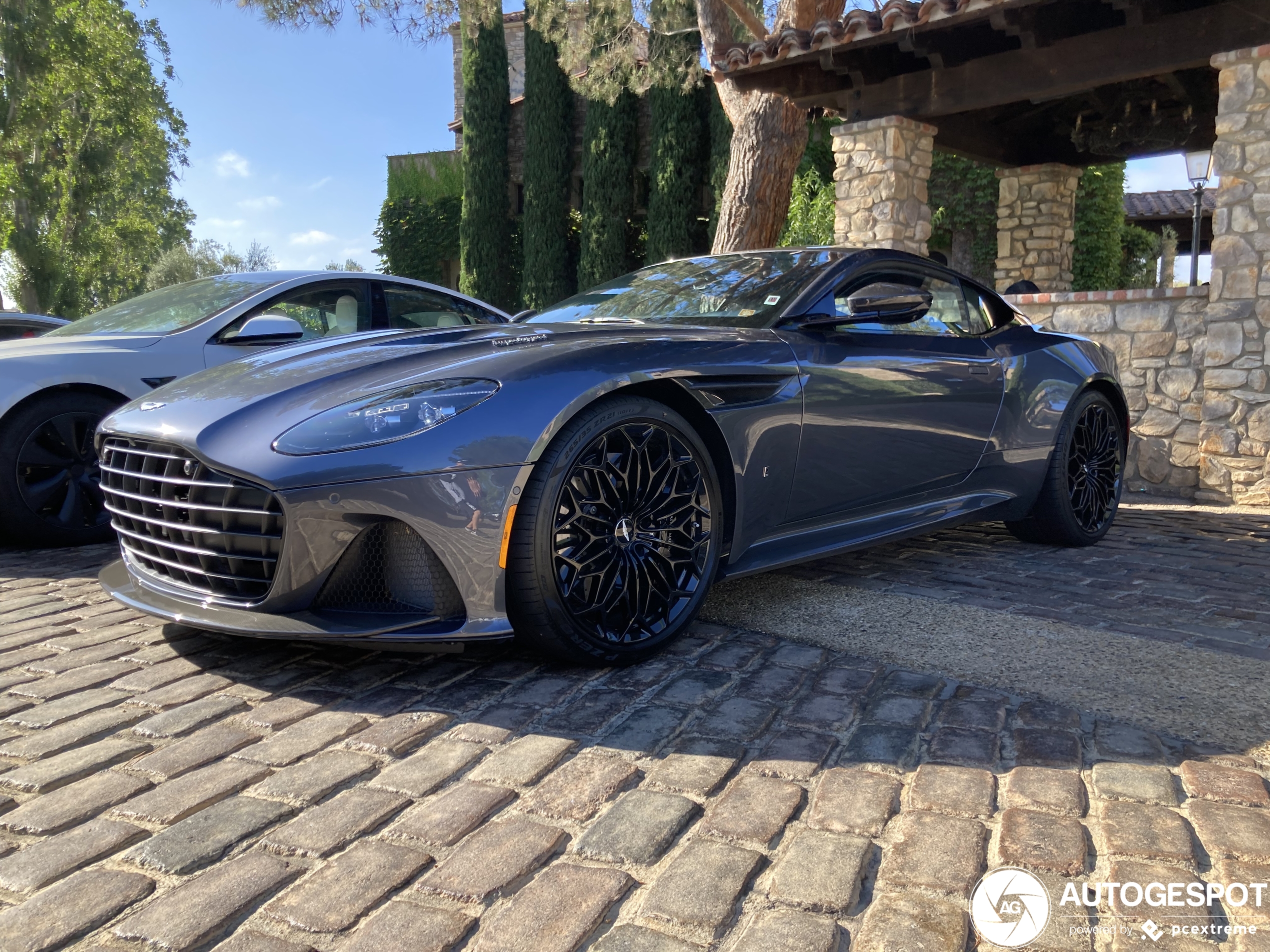 Aston Martin DBS Superleggera