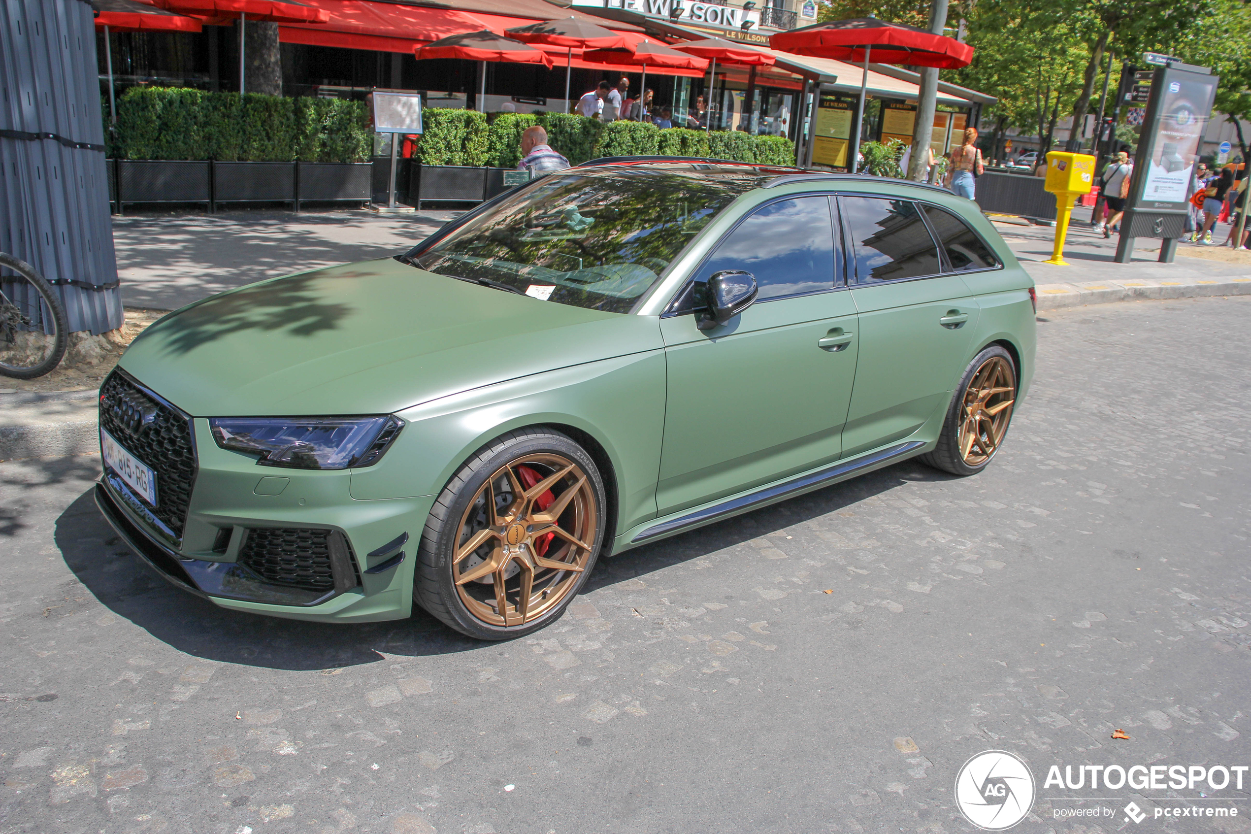 Audi RS4 Avant B9