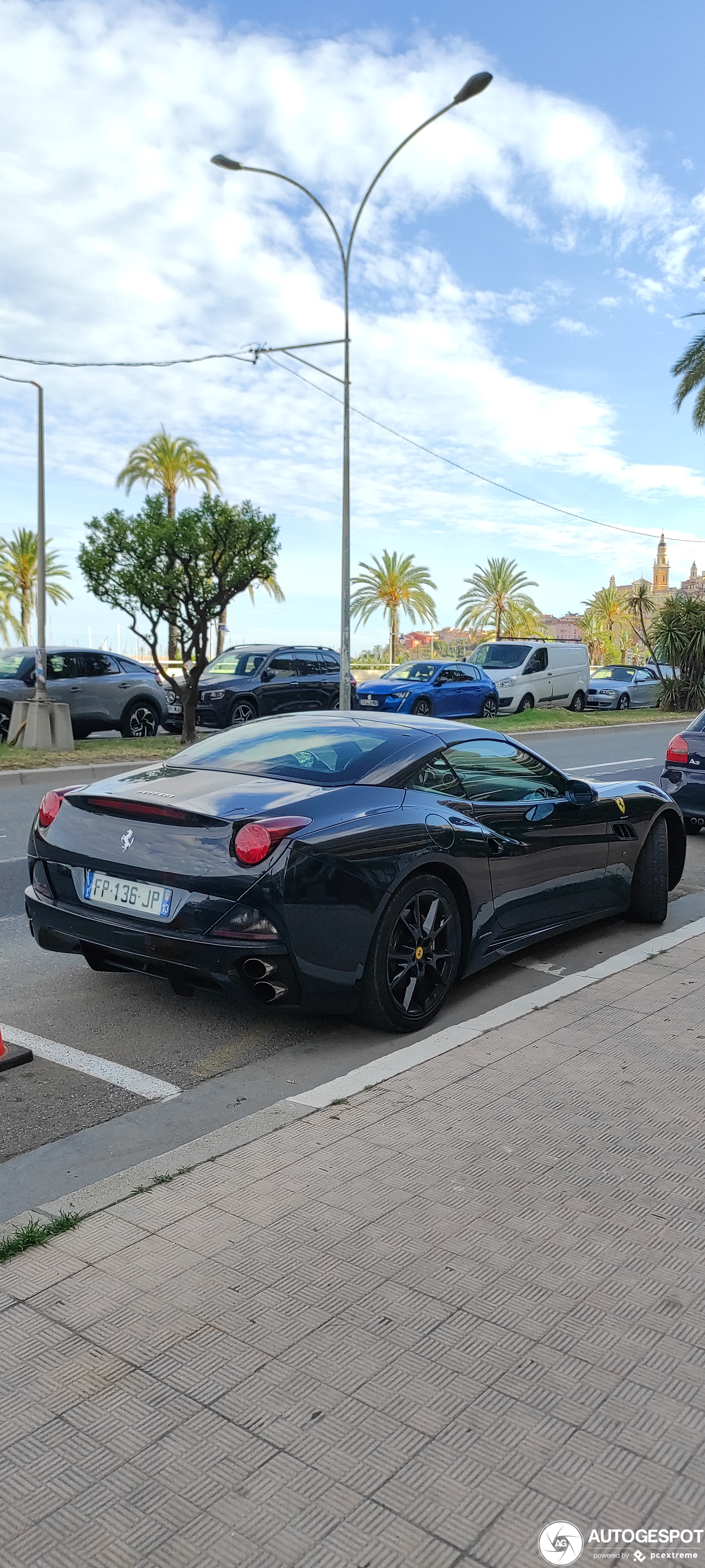 Ferrari California