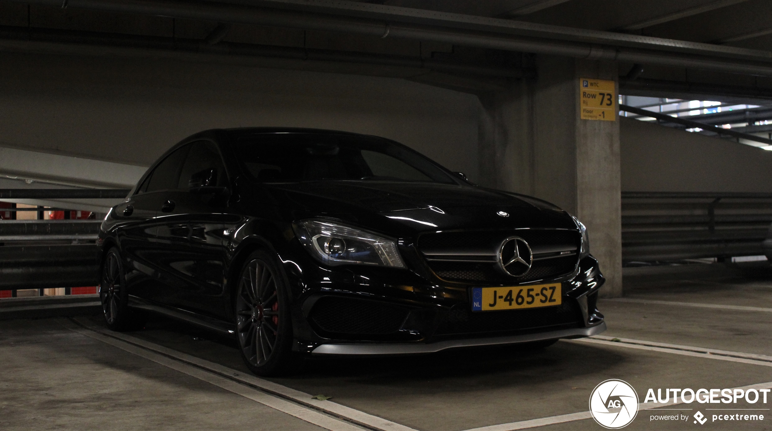 Mercedes-Benz CLA 45 AMG C117