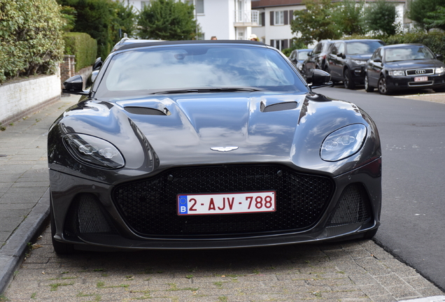 Aston Martin DBS Superleggera Volante