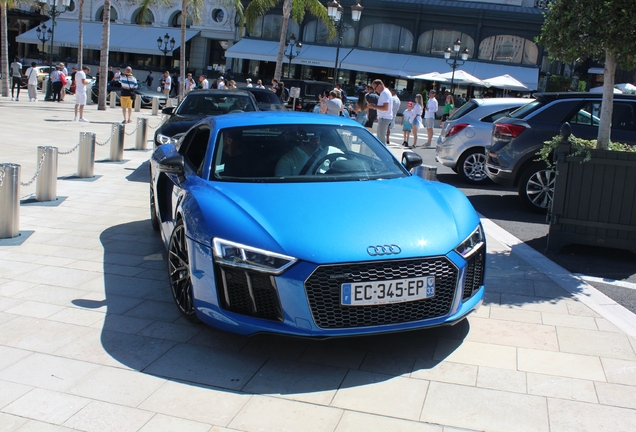 Audi R8 V10 Plus 2015