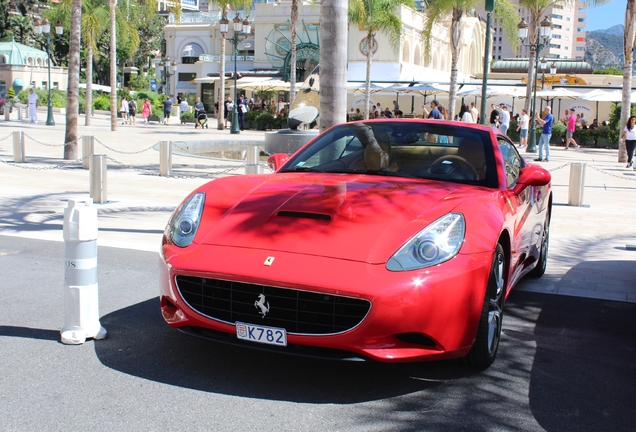 Ferrari California