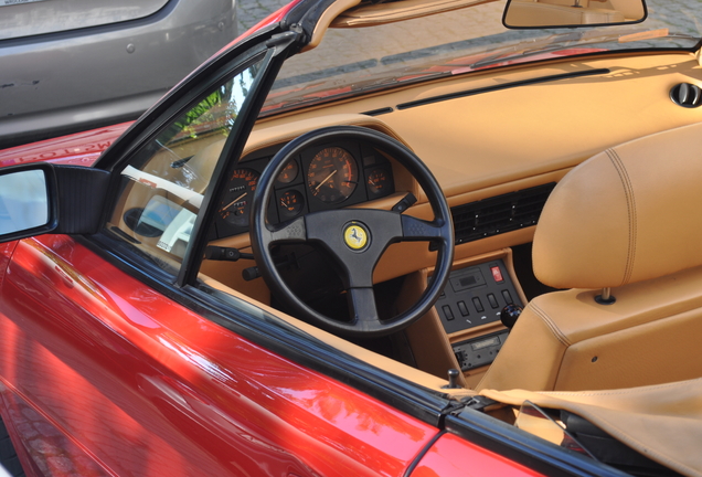 Ferrari Mondial T Cabriolet