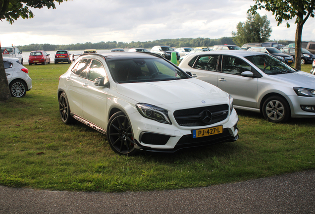 Mercedes-Benz GLA 45 AMG X156