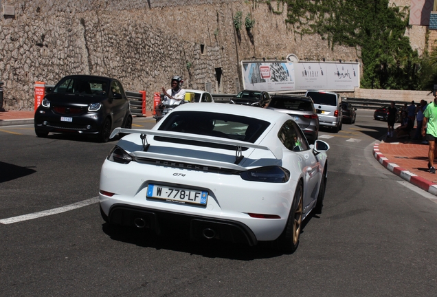 Porsche 718 Cayman GT4