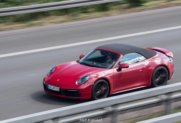 Porsche 992 Carrera GTS Cabriolet