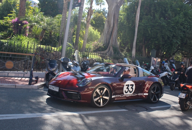 Porsche 992 Targa 4S Heritage Design Edition