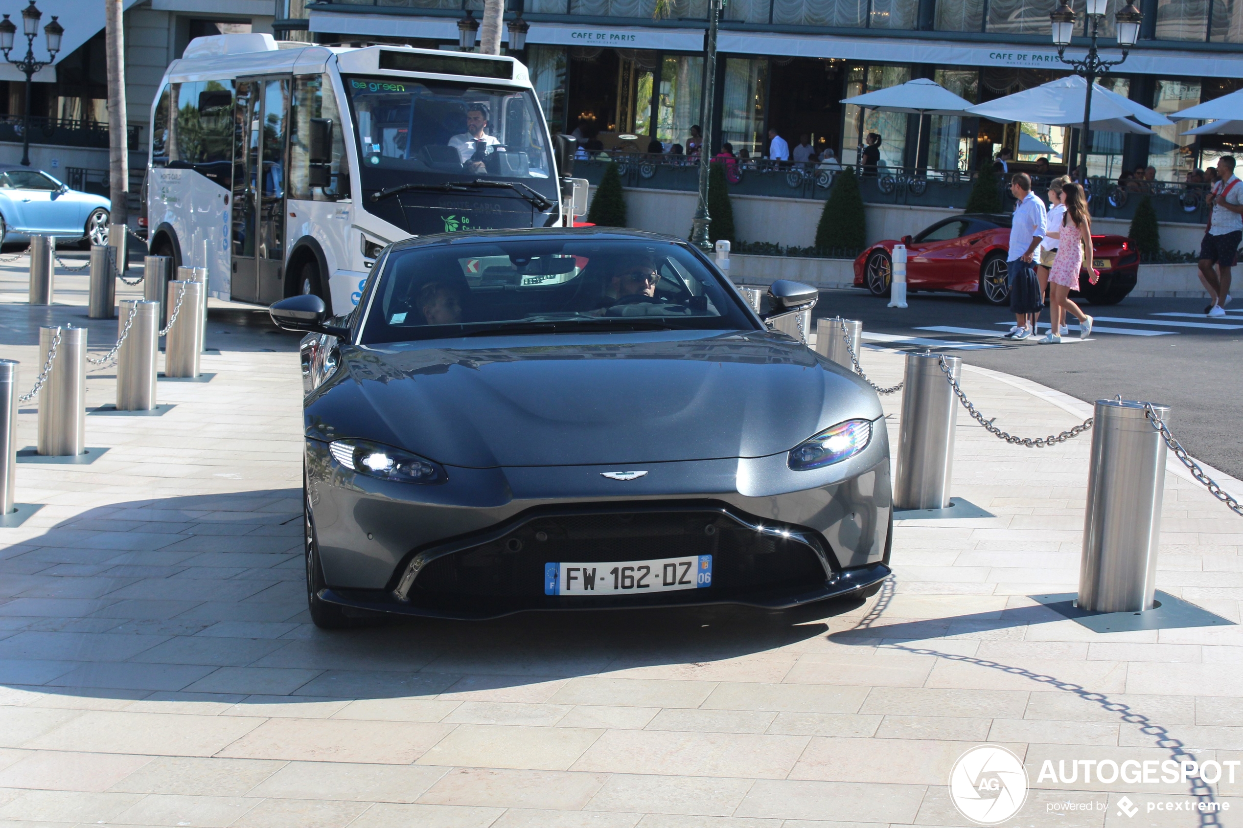 Aston Martin V8 Vantage 2018