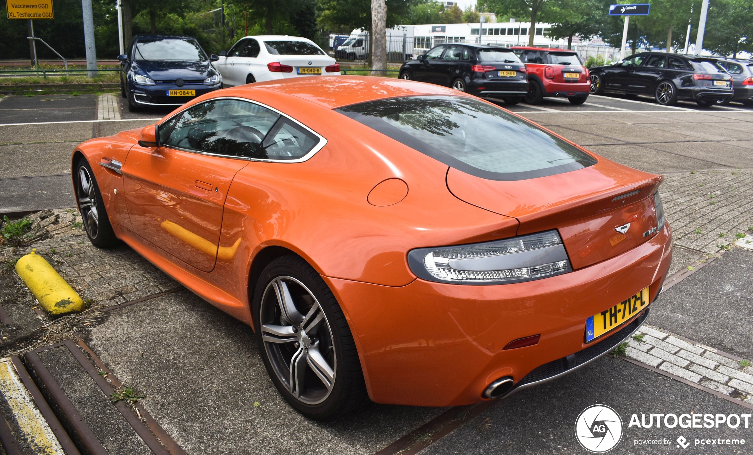 Aston Martin V8 Vantage N400