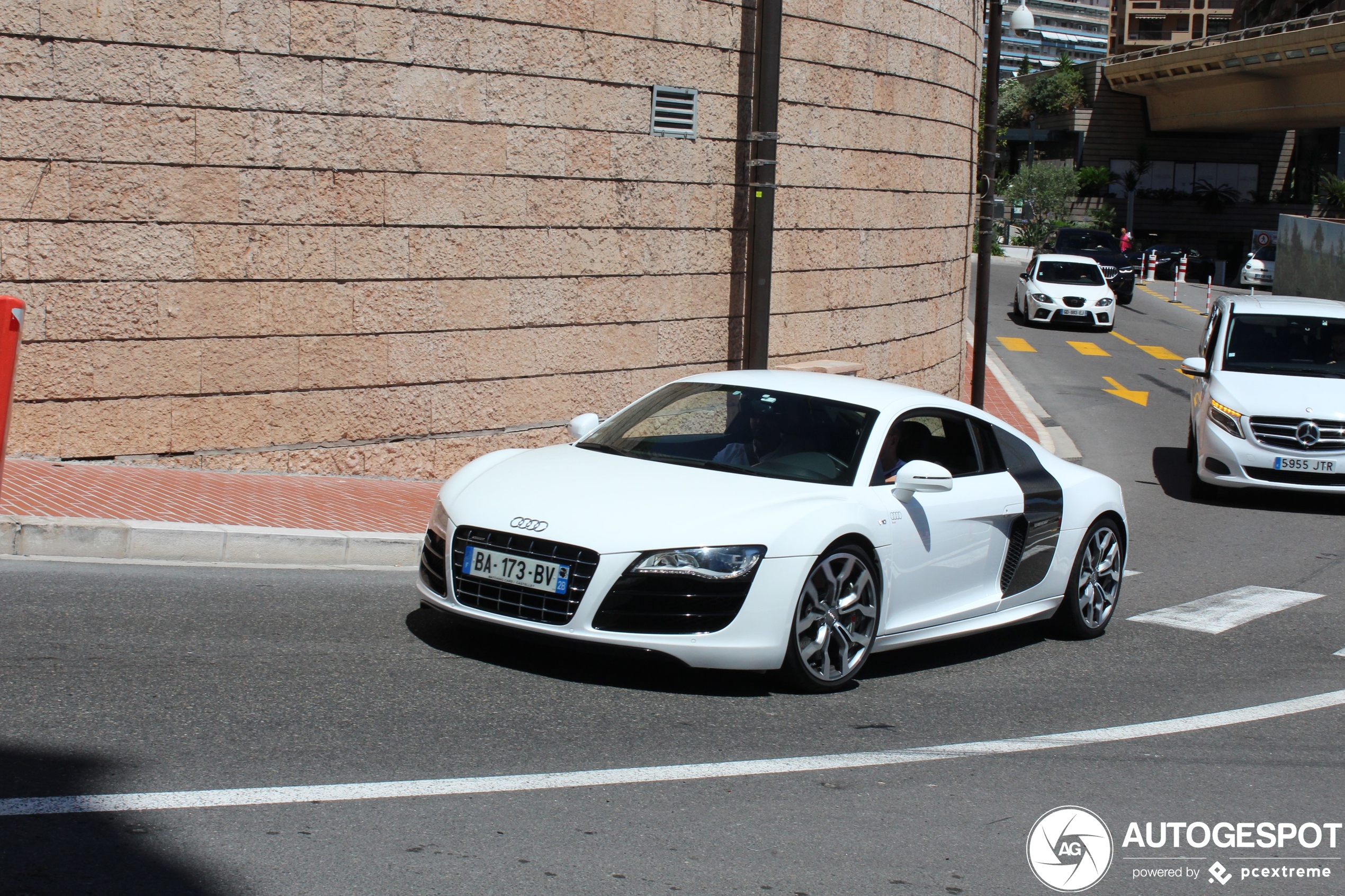 Audi R8 V10