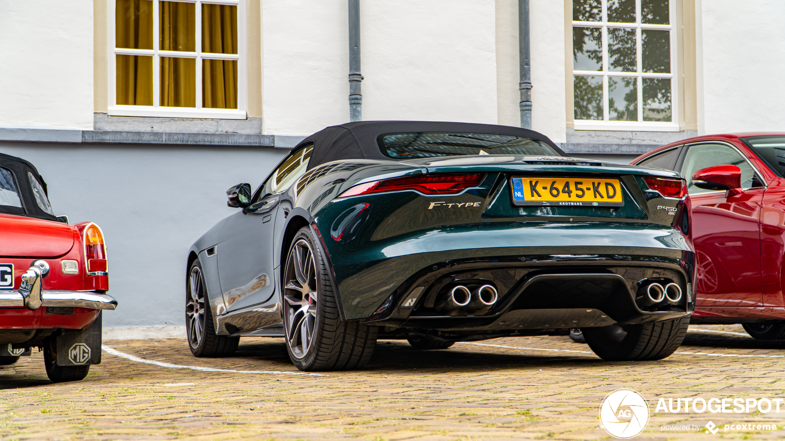 Jaguar F-TYPE P450 AWD Convertible 2020